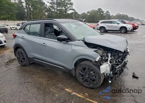 2023 Nissan Kicks Sr z USA, uszkodzony, nr VIN 3N1CP5DV3PL474715